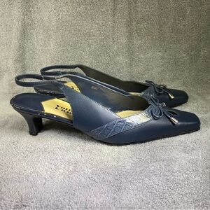 Valley Lane Shoes Women’s Size 8.5WW Heel Blue Has Some Flaws See Phots‎